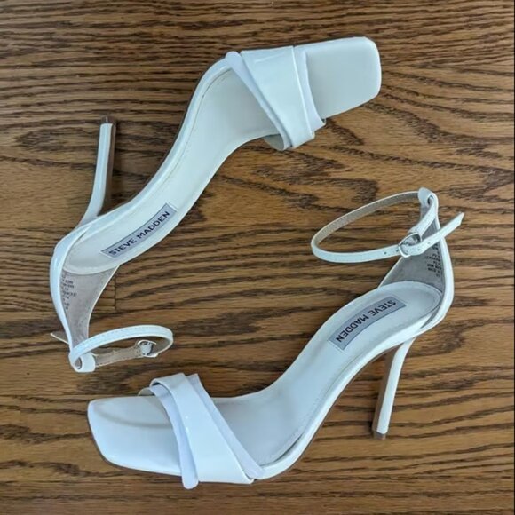 Steve Madden White Spree Stilleto Sandals--Sz 8- New in Box - Picture 1 of 10